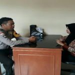Kantor Desa Balai Karangan Di Sambangi Pak Bhabinkamtibmas