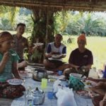Polisi Berpangkat Bintara Makan Bersama Warga Binaan