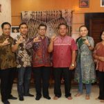 Tim KI dan PPID Utama Kalbar Silahturahmi Bersana Bupati Sanggau