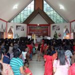Kapolsek Mukok Pimpin Pengamanan Kegiatan Ulang Tahun Gereja Stasi Santo Yosef Desa Engkode