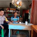 Sambil Ngopi Bhabinkamtibmas Berikan Himbauan Kamtibmas