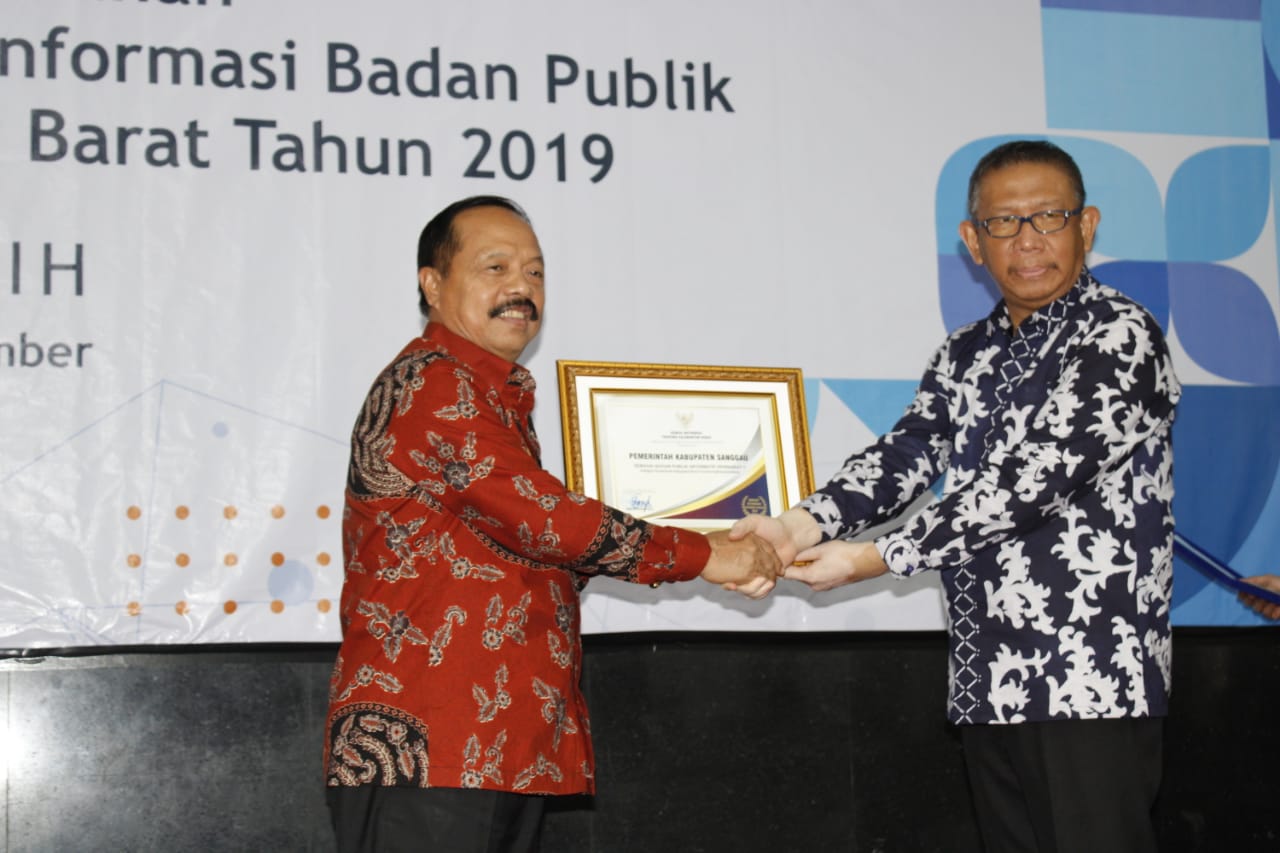 Pemkab Sanggau Raih Peringkat Pertama Sebagai Badan Publik Informatif Tahun 2019