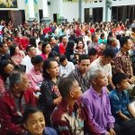 Malam Natal Sungguh Terasa, Umat Merayakan Dengan Penuh Sukacita
