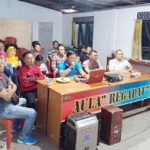Keluarga Besar Polsek Sekayam Gelar Nobar Film Surga Kecil di Bondowoso