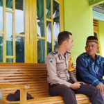 Bhabinkamtibmas Jaga Kerukunan Umat Beragama Bersama Masyarakat