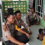 Sambangi Tokoh Agama Bhabinkamtibmas Sampaikan Himbauan Kamtibmas