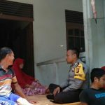 Dekat Dengan Masyarakat Bripka Suryadi Sampaikan Himbauan Jangan Percaya Hoax