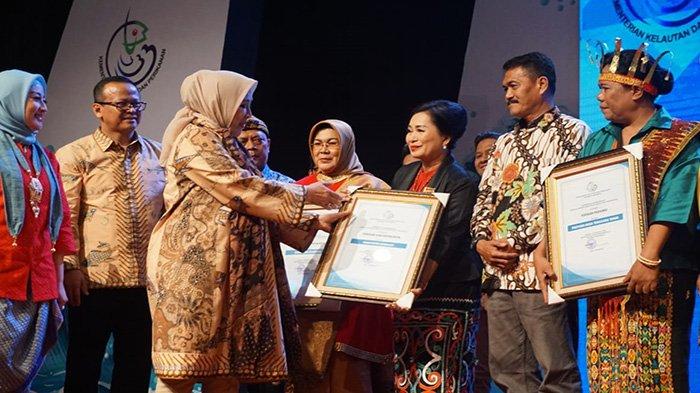 Kabupaten Sanggau Terima Anugerah Gemarikan dari Kementerian Kelautan dan Perikanan