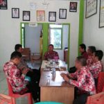Melaksanakan Sambang ke Kantor Desa Bripka Andika RD Napitu Himbau Jangan Percaya Hoax