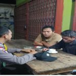 Sambil Ngopi Bripka Mangun Suwarno Sampaikan Himbauan Waspada Berita Hoax