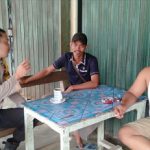 Sambil Ngopi Bripka Deni Irawan Berikan Himbauan Kamtibmas