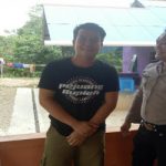 Sambil Patroli Bripka Ariandi Himbau Warganya Jangan Percaya Hoax