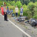 BREAKING NEWS - Kecelakaan Maut Dua Motor di Jalan Raya Beduai Sanggau, Satu Meninggal Dua Luka-luka