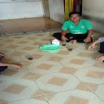 Jalin Keakraban dan Kemitraan, Bhabinkamtibmas Ngopi Bareng Warga di Desa Binaan