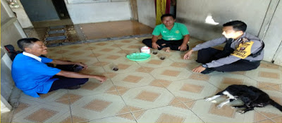 Jalin Keakraban dan Kemitraan, Bhabinkamtibmas Ngopi Bareng Warga di Desa Binaan