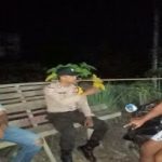 Patroli Sambang Dengan Warganya Bripka Mangun Suwarno Sampaikan Pesan Kamtibmas