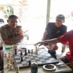 Bhabinkamtibmas dan Bhabinsa Ngopi Bersama Masyarakat