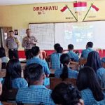 Kapolsek Toba Pimpin Giat Sosialisasi Rekruitmen Penerimaan Polri tahun 2020 di SMA Negeri 01 Toba