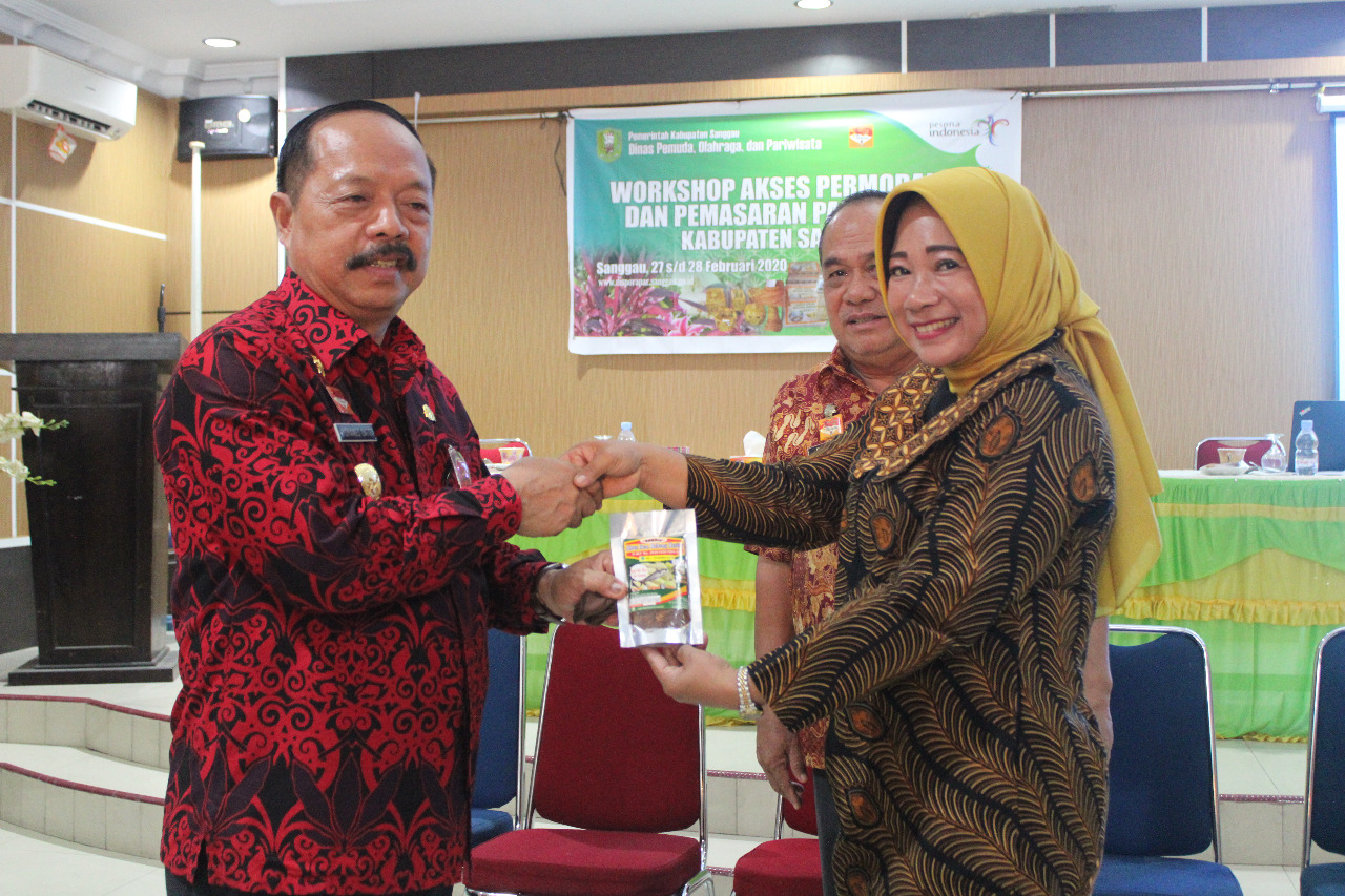 Wabup Sanggau Membuka Secara Resmi Kegiatan Workshop Akses Permodalan dan Pemasaran Pariwisata Kabupaten Sanggau