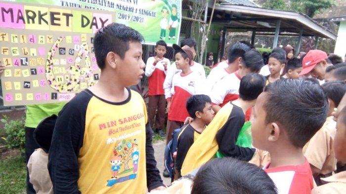 Apresiasi MIN Sanggau Gelar Market Day, Abang Indra: Berharap Kegiatan Ini Berkelanjutan