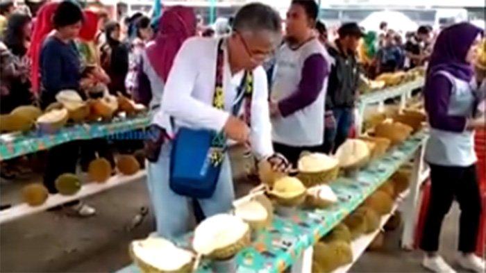 VIDEO: Bupati PH Buka Kontes Durian dan Bursa Buah Lokal Sanggau