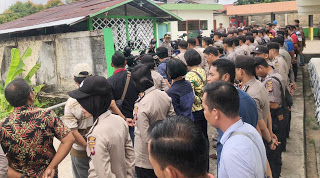 Personil Polres Sanggau di terjunkan Dalam Pengamanan Sidang Tindak Pidana Karhutla di PN Sanggau