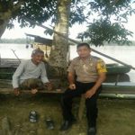 Bijak Bermedsos itu yang Disampaikan Bhabinkamtibmas Kepada Warga yang Ditemui