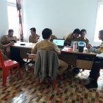 Sambangi Kantor Desa Bhabinkamtibmas Sosialisasikan Wabah Virus Corona