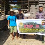 Stop Pembakaran Hutan dan Lahan Bhabinkamtibmas Sampaikan Menggunakan Spanduk