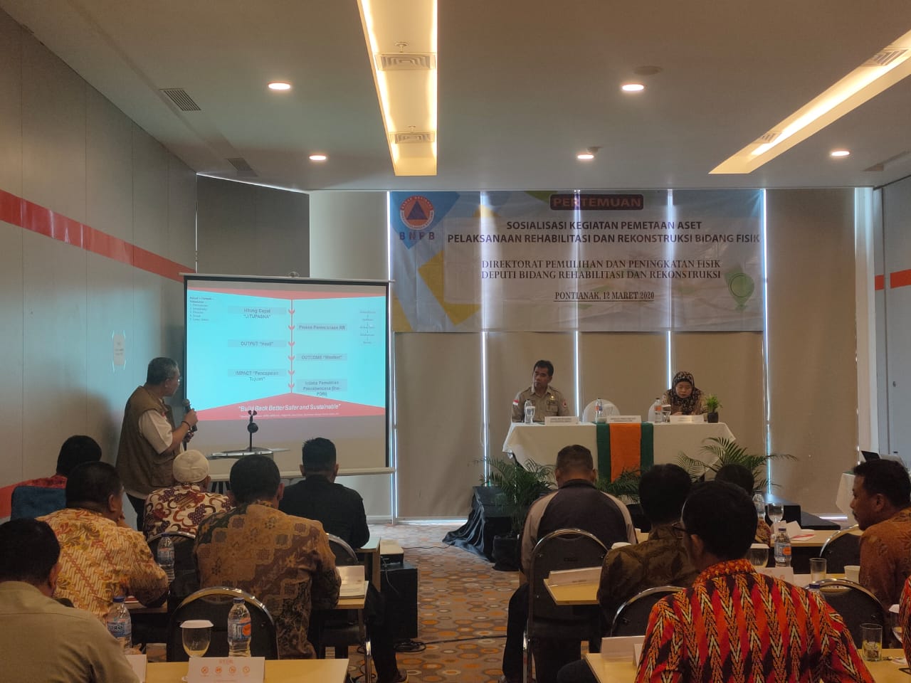 Kepala Pelaksana BPBD Kab. Sanggau mengikuti Sosialisasi Mapping Aset Fisik Dana Bantuan Rehabilitasi dan Rekonstruksi BNPB RI