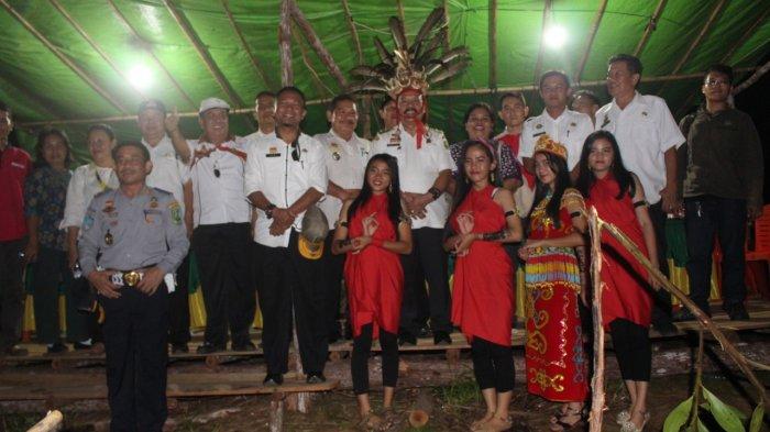 Wabup Sanggau Tutup Festival Danau Laet, Ini Pesan yang Disampaikan