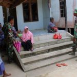 Satgas TMMD Sempatkan Diri untuk Laksanakan Komsos di Lokasi TMMD Sanggau