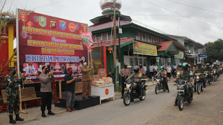 Perkumpulan Bhakti Sentosa Sanggau Bersama Pemkab, Polres dan Kodim 1204 / Sanggau Salurkan 1.600 Paket Sembako
