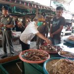 Pemkab Sanggau Lakukan Sidak Pasar Melihat Kondisi Stabilitas Harga dan Stok Bahan Pangan di Tengah Virus Covid 19