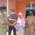 Hasil Bedah Rumah Swadaya Desa Pedalaman, Tayan. Penerima Haru, Sebelumnya Hampir Roboh, Sekarang Jadi Permanen