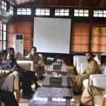 Bahas PLBN Sungai Kelik, Imigrasi Kelas II TPI Sanggau Berkunjung ke Sintang