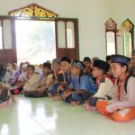 Satgas TMMD Kodim Sanggau Beri Pengetahuan Tentang Agama Pada Anak-Anak