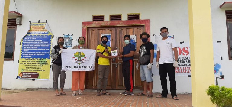 Pemuda Katolik Salurkan Bantuan Hand Soap dan Serbet Ke 12 Desa Se Kecamatan Balai