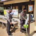 Cuci Tangan Wajib Dilakukan Sebelum Masuk Mako Polsek Sanggau Ledo