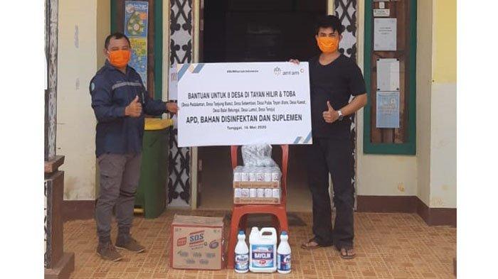 PT Antam Bantu Bahan Disinfektan, APD dan Suplemen untuk 8 Desa di Tayan Hilir dan Toba