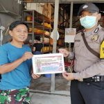 Tangkal Penyebaran Covid-19, Brigpol Billy Deskara Sebarkan Imbauan Larangan Mudik Kapolres Sanggau