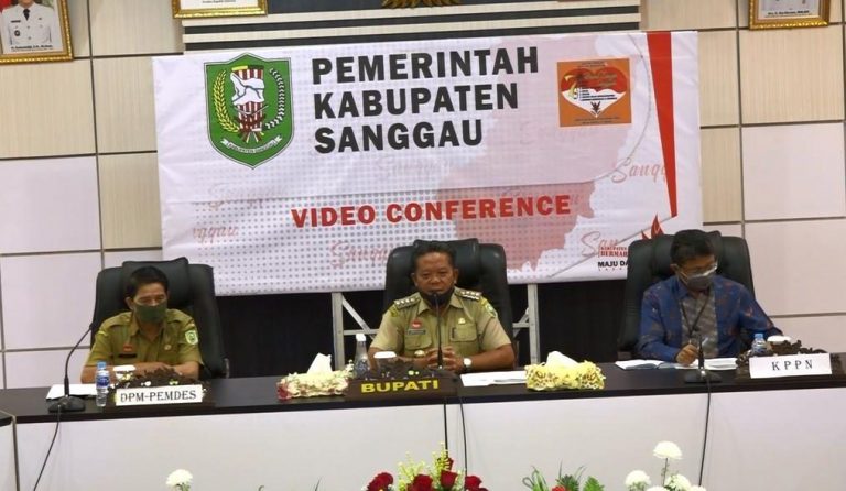 Vicon Percepatan Penyaluran BLT DD Bupati Sanggau Bersama Camat dan 163 Kepala Desa di Wilayah Kab. Sanggau