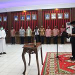 Bupati Sanggau Lantik Kades PAW Desa Baru Lombak