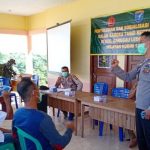Kapolsek Sanggau Ledo Berikan Penyuluhan Hukum di Acara TMMD Regtas ke-108