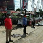 DINSOSP3AKB Kabupaten Sanggau Bersama POLRES Sanggau dan BPBD Kabupaten Sanggau Bagikan 580 Buah Masker