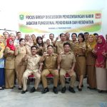 FOCUS GROUP DISCUSSION (FGD) PENGEMBANGAN KARIR JABATAN FUNGSIONAL KEPENDIDIKAN DAN KESEHATAN DI LINGKUNGAN PEMERINTAH DAERAH KABUPATEN SANGGAU