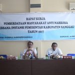 Kepala Bappeda Sanggau Menjadi Narasumber Raker Pemberdayaan Masyarakat Anti Narkoba