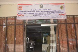 Pelatihan Manajemen Perkoperasian bagi Gerakan Koperasi dan UMKM di Kabupaten Sanggau