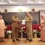 SERAH TERIMA JABATAN KEPALA BAPPEDA KABUPATEN SANGGAU