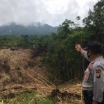 Polsek Entikong Polres Sanggau Cek 1,5 Hektare Lahan Siap Dibakar